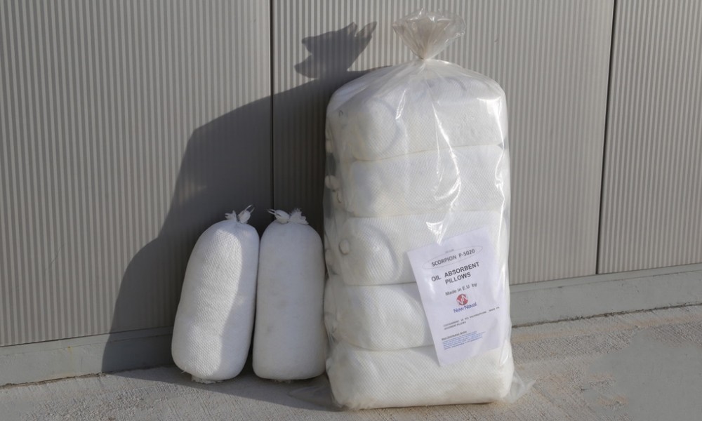 Scorpion Oil Absorbent Pillows (10 pcs)